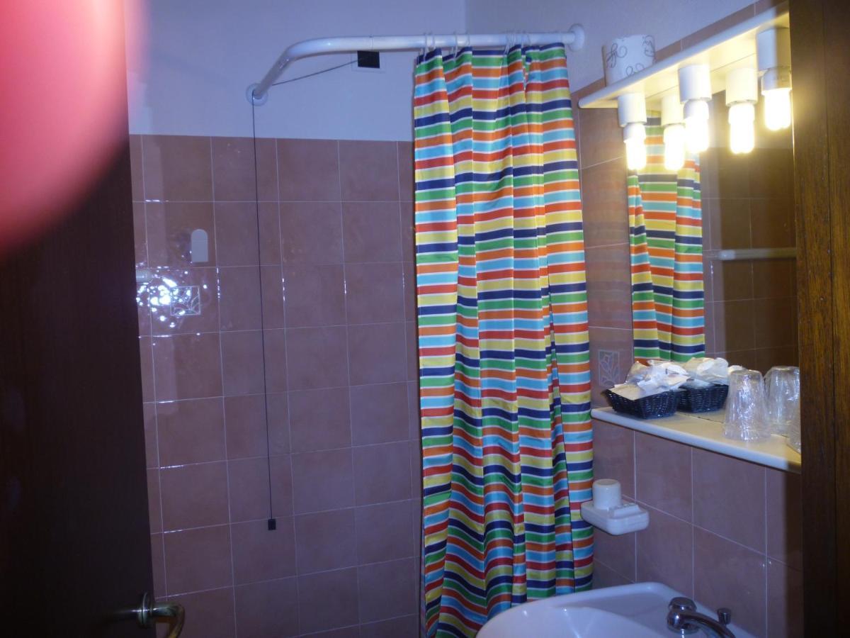 Hotel L'Ancora Санта-Тереза-Галлура Экстерьер фото