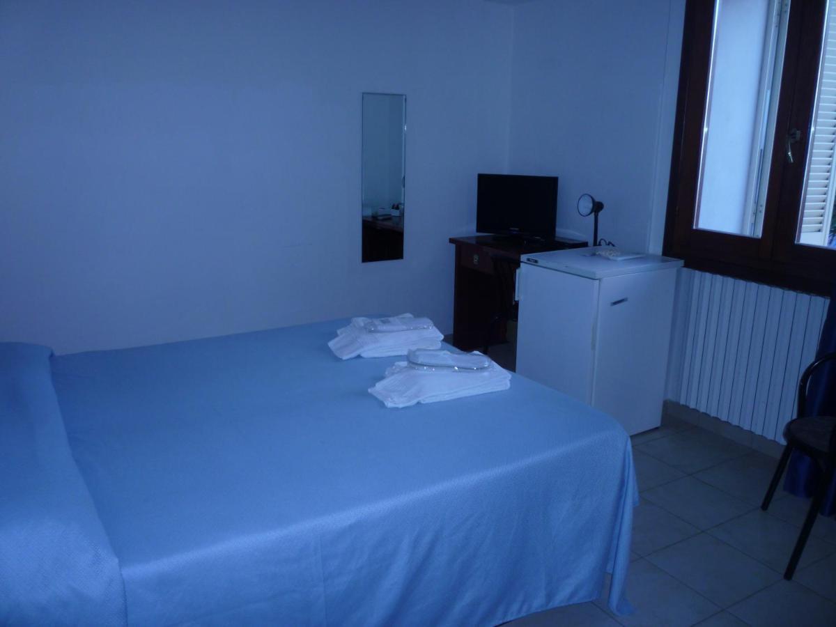 Hotel L'Ancora Санта-Тереза-Галлура Экстерьер фото