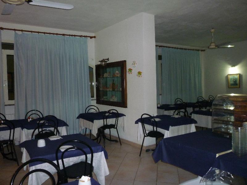 Hotel L'Ancora Санта-Тереза-Галлура Экстерьер фото